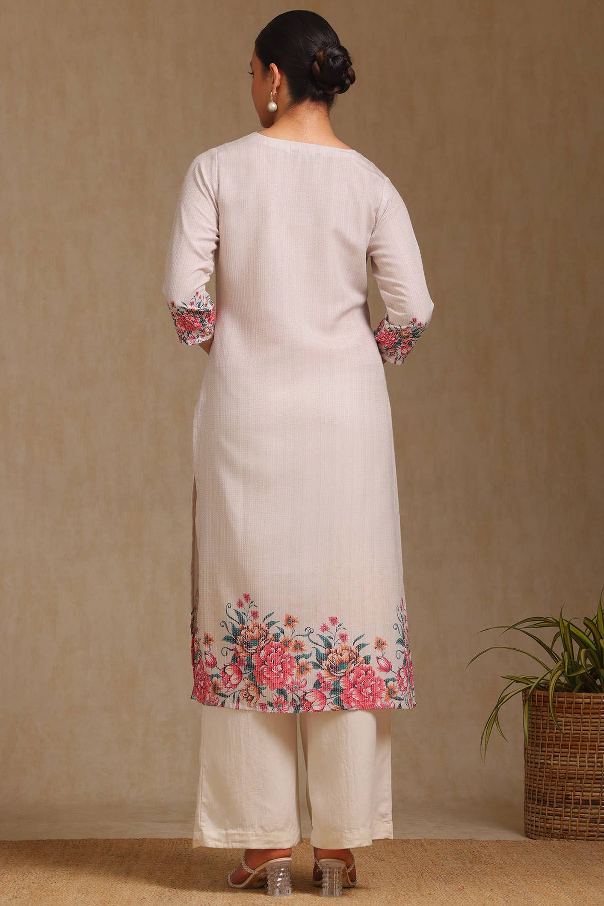 Beige Rayon Floral Printed Kurta - View 2