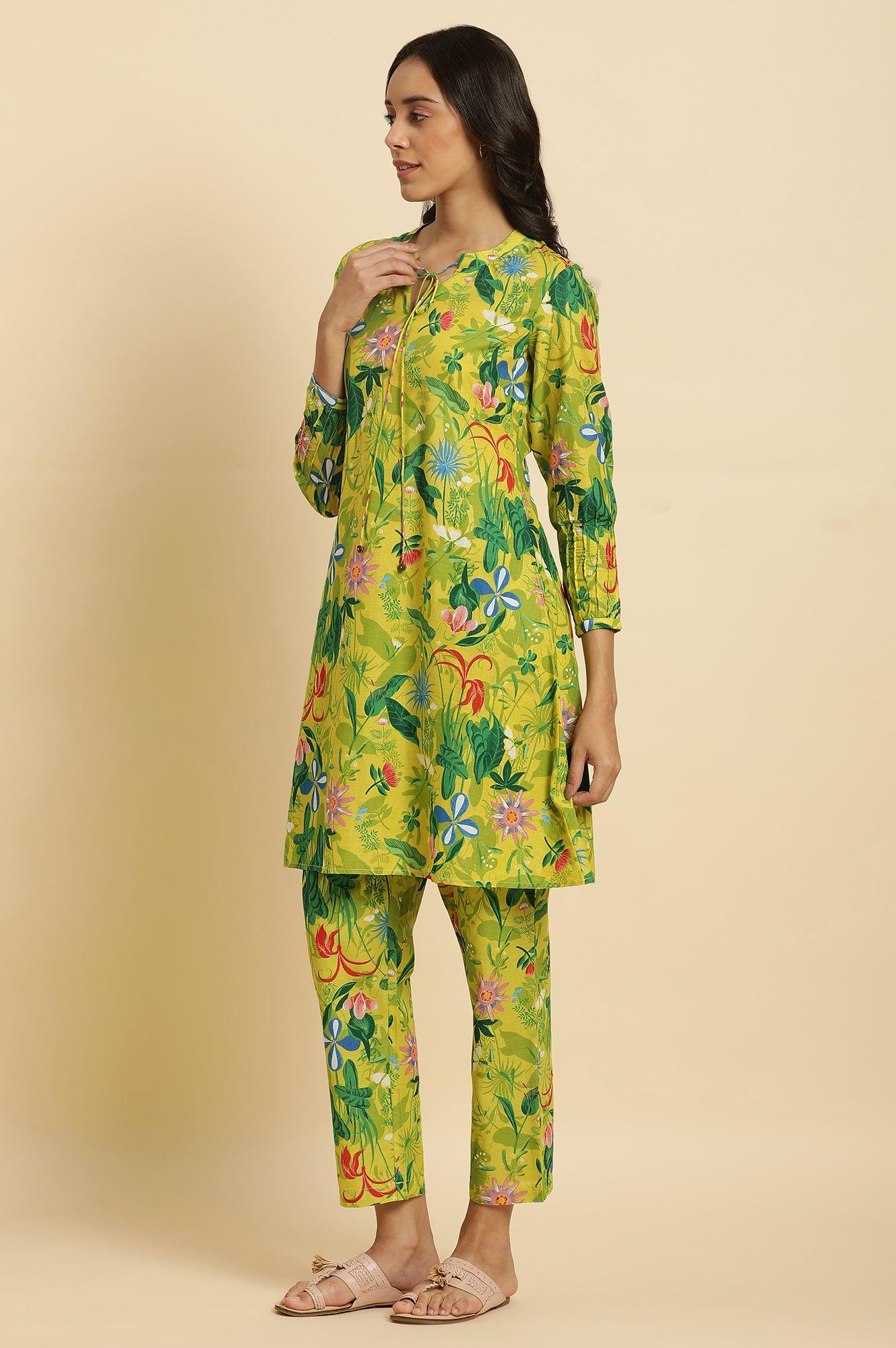 Green Floral Printed A-Line Kurta &amp; Pants Co-Ord Set - View 5