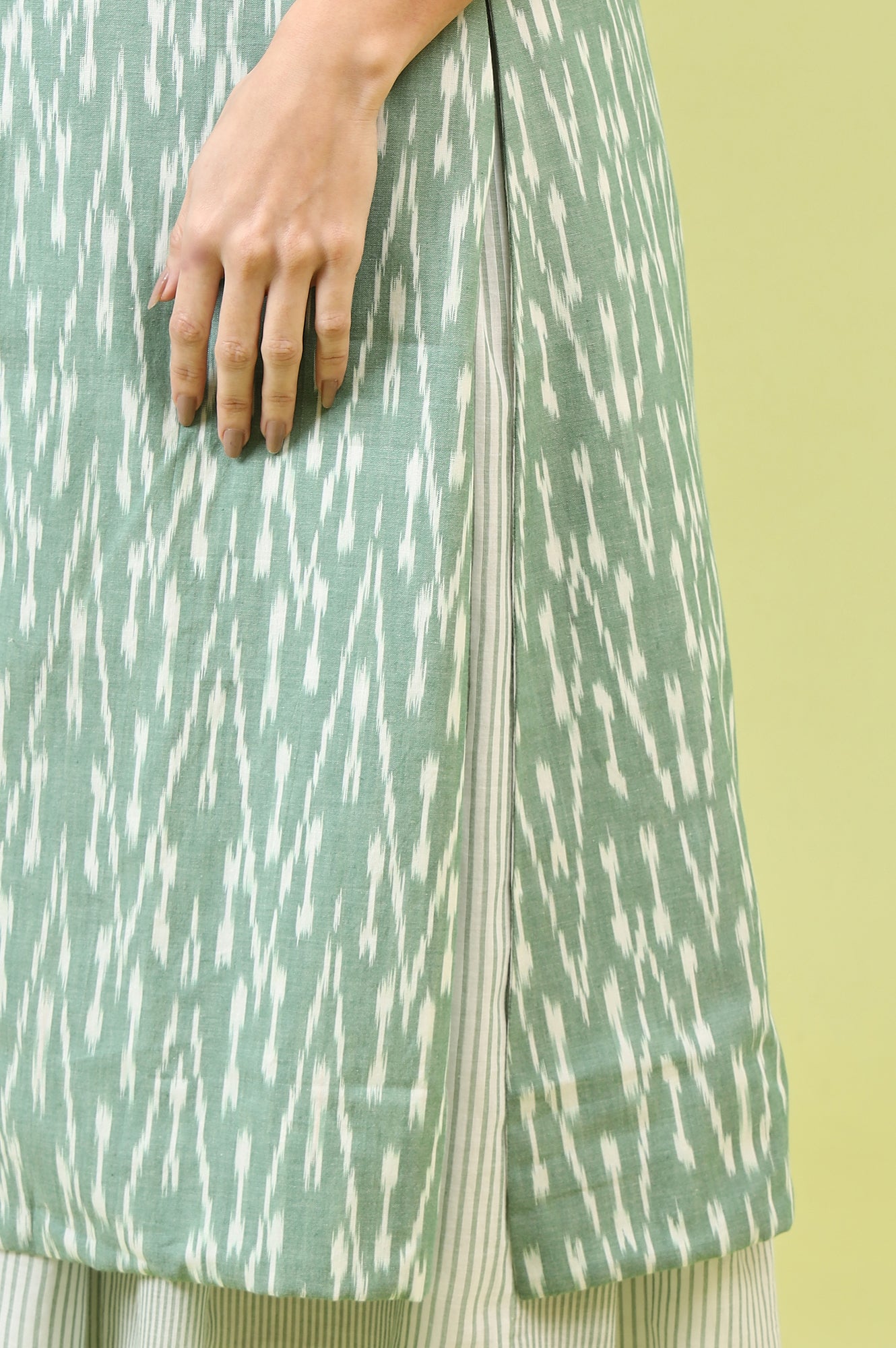 White and Green Geometric Printed Flared Spaghetti Dress and Gilet Set - View 6