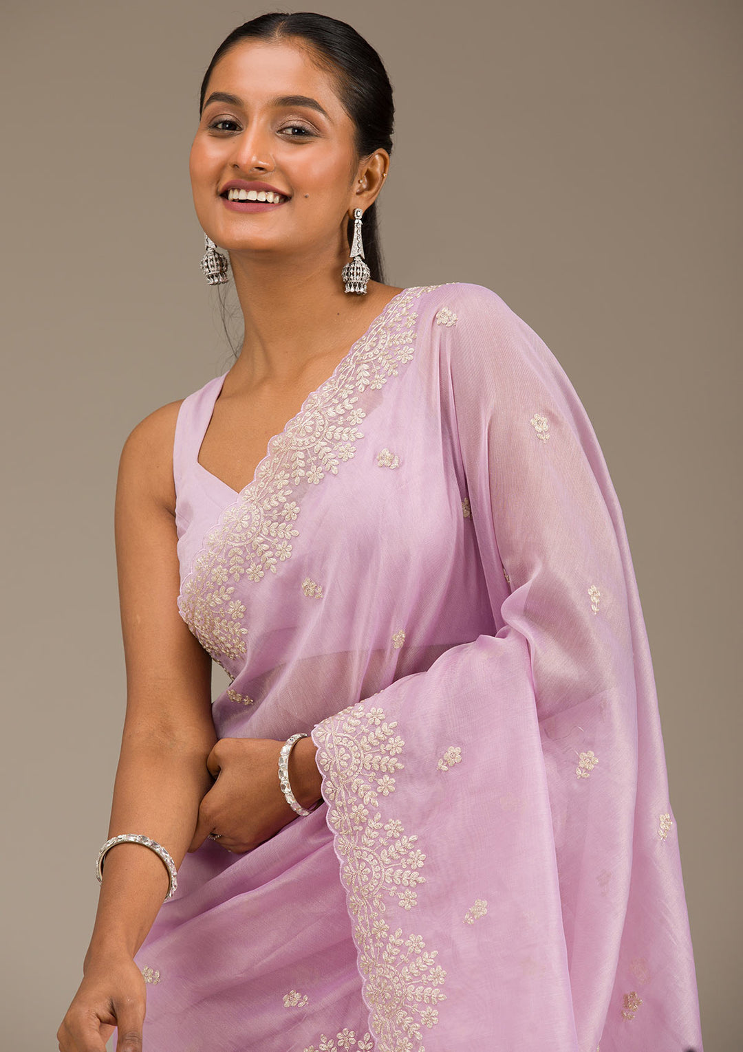 Lavender Threadwork Tissue Saree - View 5